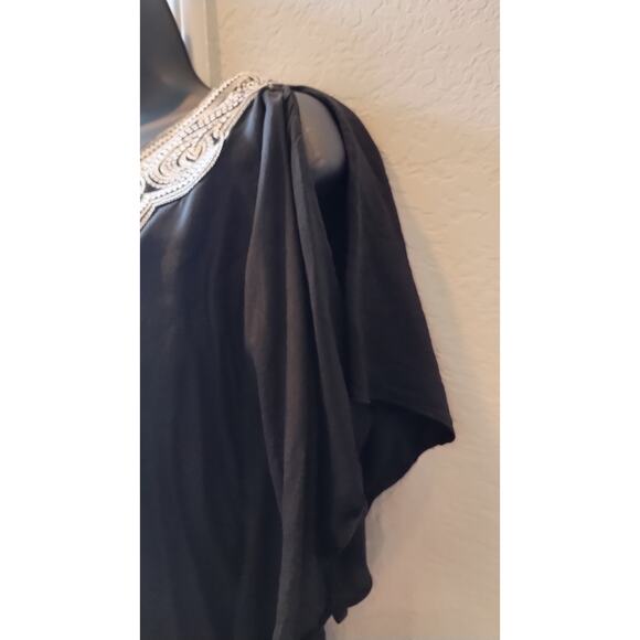 White House Black Market Silk One Shoulder Top Embroidery Trim Size 4 - Picture 2 of 12